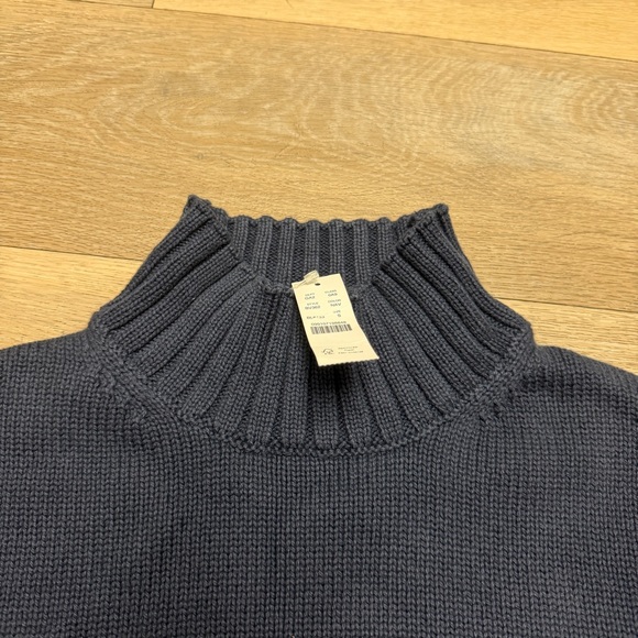 J Crew Navy Cotton Mock Neck Turtleneck Sweater in Navy Blue | SMALL NWT - Picture 6 of 12